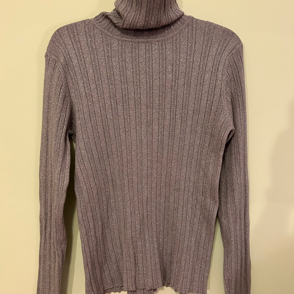 Peck & Peck Women’s Grey/Gold Shimmer Turtleneck Sweater